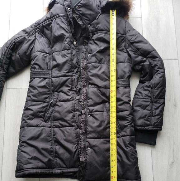 2 for $40 - Winter coat - Picture 5 of 8